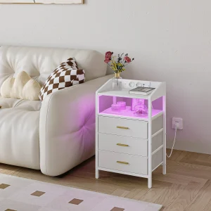 Comodino con Luci LED e Stazione di Ricarica, Tavolino con 3 Cassetti in Tessuto e Ripiani, con Porte USB e Prese Elettriche
