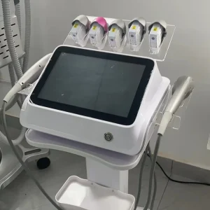 Macchina HIFU 7D, Dispositivo a Ultrasuoni con Radiofrequenza RF ed EMS per la Cura della Pelle e il Dimagrimento, Adatto per Centri Estetici.
