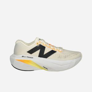 New Balance Fuelcell Supercomp Trainer V4 W – Scarpe Running – Donna – Beige