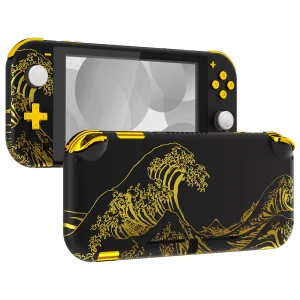 eXtremeRate Soft Touch Custodia di ricambio personalizzata fai-da-te con protezione per schermo per Ns Switch Lite – The Great GOLDEN Wave