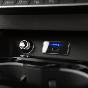 Adattatore presa USB RV 18W/30W Caricabatteria per auto a ricarica rapida 12V-24V PD Tipo C/USB Pannello adattatore per caricabatterie per telefono USB per camion barca camper