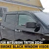Deflettori Finestrino Auto Neri Fumè per Mitsubishi L200 Triton 2024 2025 2026 – Protezione Antipioggia e Parasole per Portiere