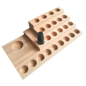 Scaffale per oli essenziali Espositore per oli essenziali in legno Espositore per oli essenziali per profumo cosmetico a 4 livelli Supporto per organizer per oli essenziali 25 slot per 5 ml-